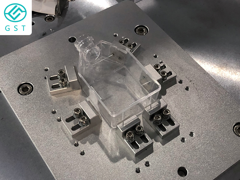 自动化设备-造就瓶自动焊接测漏机